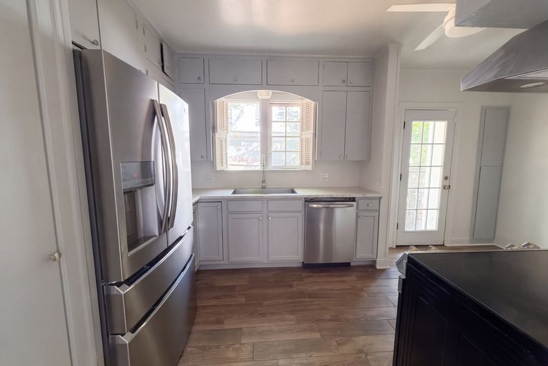 Photo 6 of 31 of 1113 Sylvan Ave, Palestine, TX