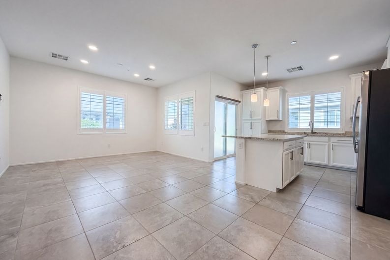 Photo 13 of 19 of 8457 Insignia Ave, Las Vegas, NV