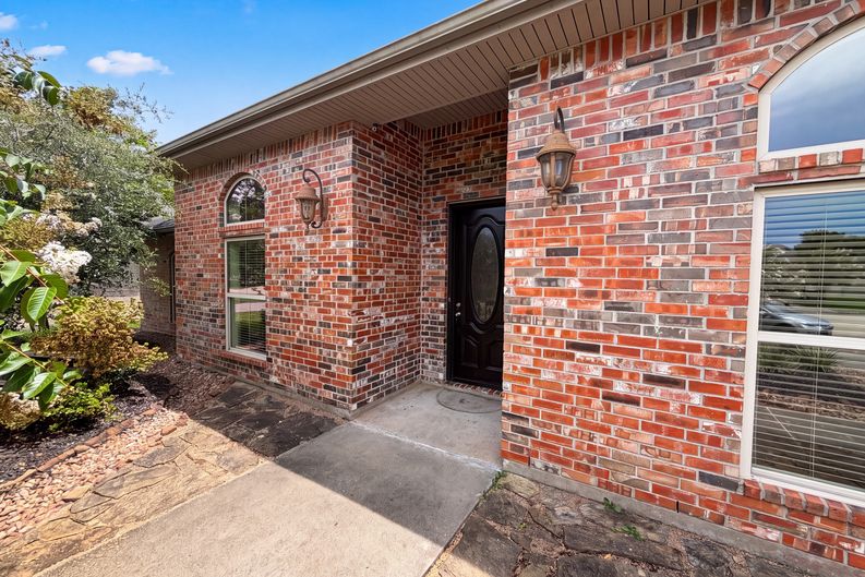 Photo 23 of 24 of 7945 Laurelwood St, Beaumont, TX