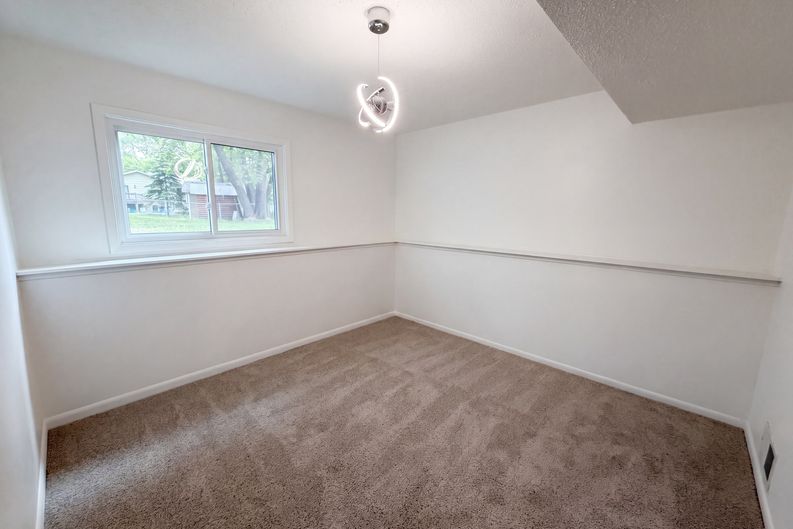 Photo 16 of 24 of 11878 100th Pl N, Maple Grove, MN