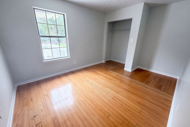 Photo 21 of 61 of 5654 Crown Vetch Pl, Indianapolis, IN