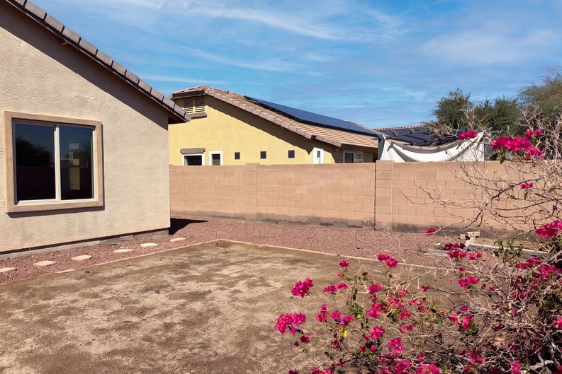 Photo 31 of 40 of 7025 S 251st Dr, Buckeye, AZ