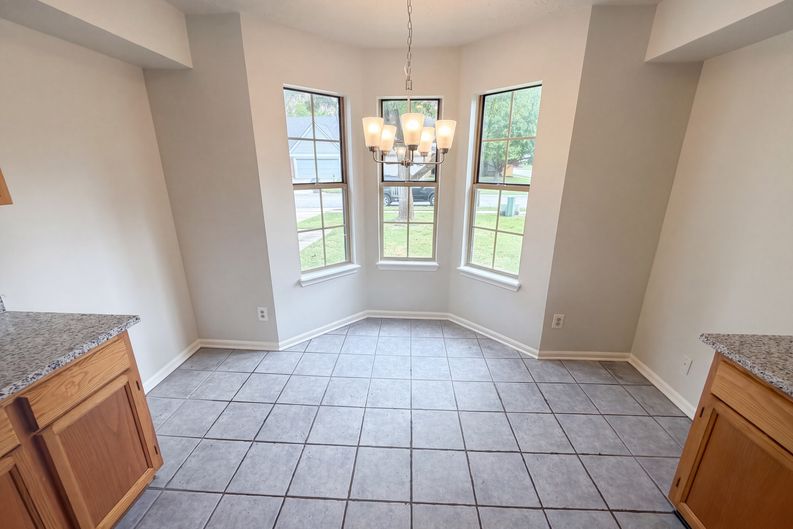 Photo 12 of 61 of 5654 Crown Vetch Pl, Indianapolis, IN