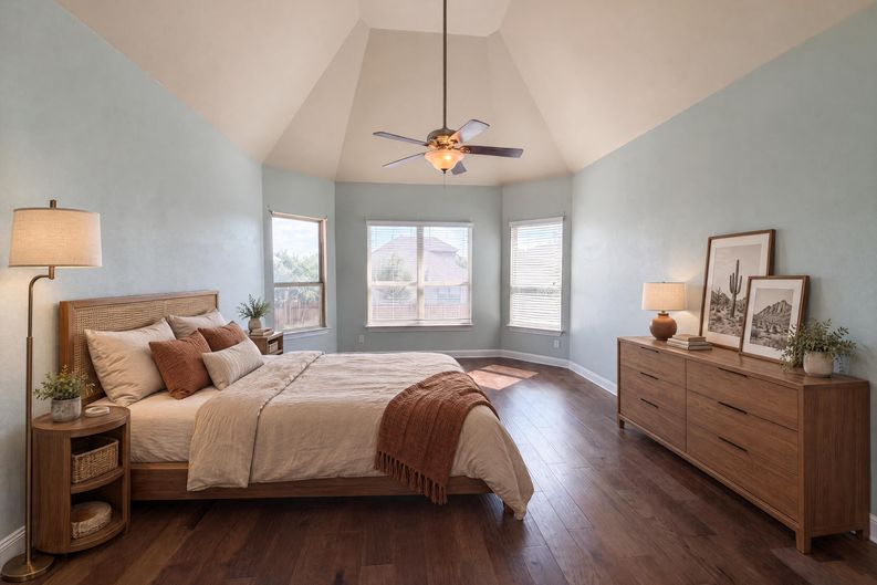 Photo 7 of 21 of 122 Bluehaw Dr, Georgetown, TX