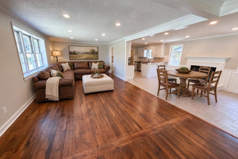 Photo 8 of 24 of 1817 Neptune Dr, Columbia, SC