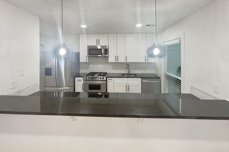 Photo 10 of 25 of 4409 Idlewood Ln, Tucker, GA