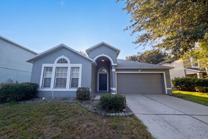 Photo 23 of 25 of 106 Cabrillo Dr, Groveland, FL