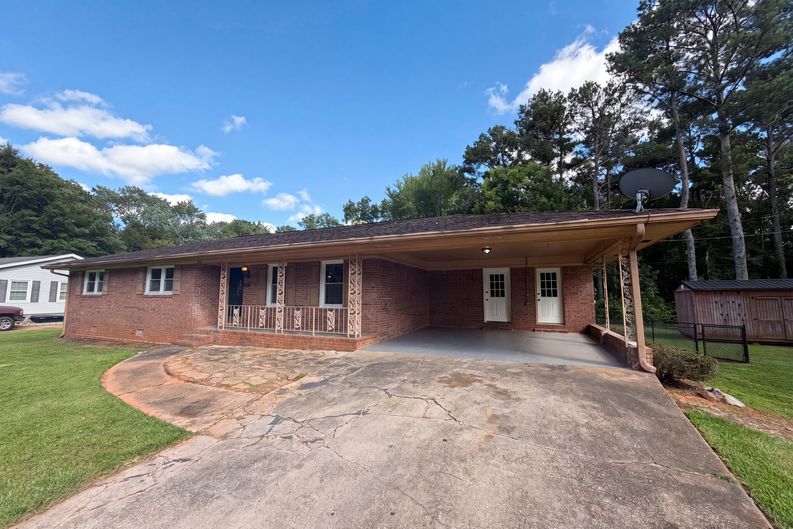 Photo 14 of 18 of 5795 Stewart Mill Rd, Douglasville, GA