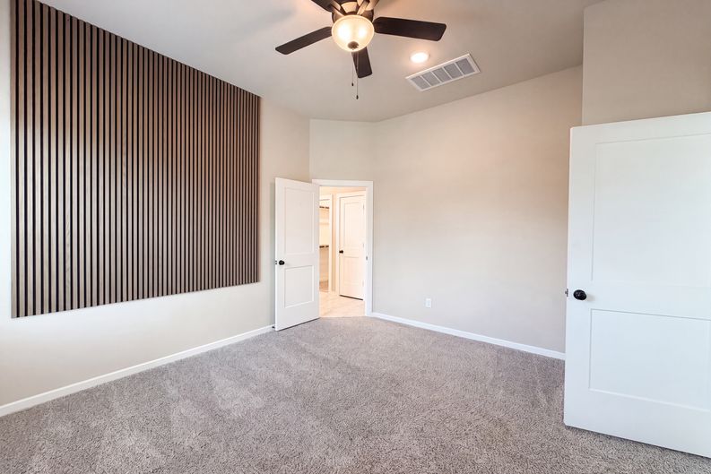 Photo 10 of 18 of 23939 Oriole Valley Trl, Katy, TX