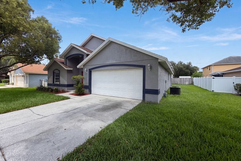 Photo 27 of 31 of 721 Sunburst Cove Ln, Winter Garden, FL
