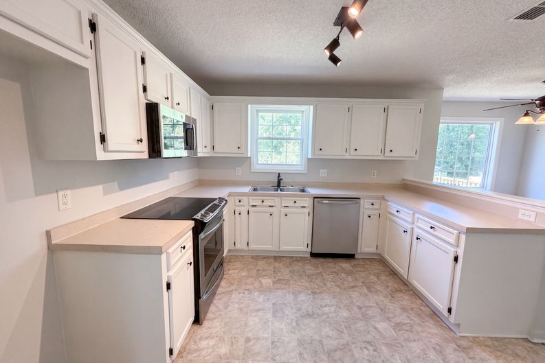 Photo 6 of 25 of 238 Colony Lakes Dr, Lexington, SC