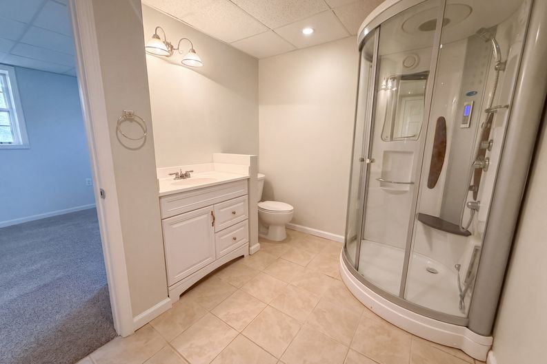 Photo 17 of 23 of 561 Augusta Dr, Hermitage, TN