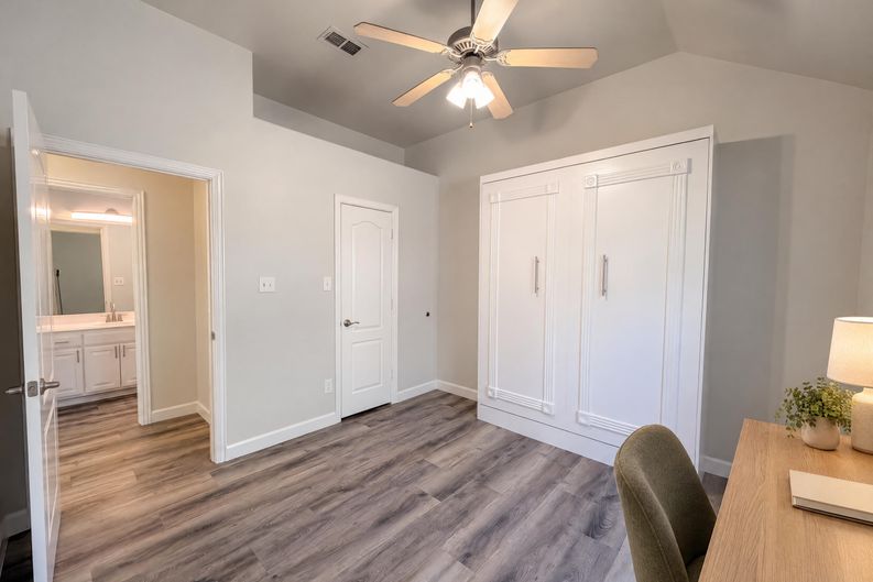 Photo 16 of 21 of 2961 Salado Trl, Fort Worth, TX
