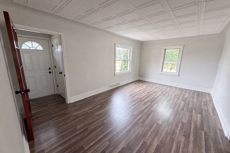 Photo 16 of 20 of 17590 Eastland St, Roseville, MI
