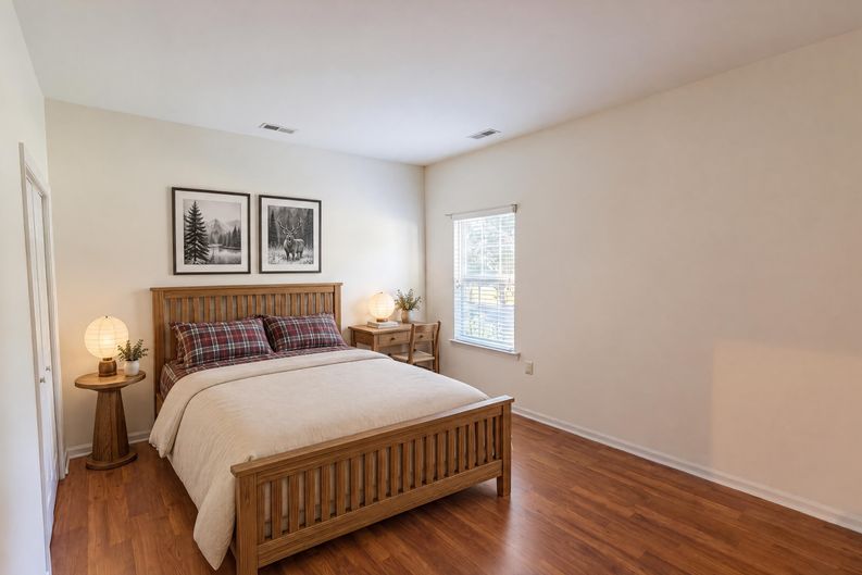 Photo 12 of 17 of 7175 Somerset Springs Dr, Charlotte, NC