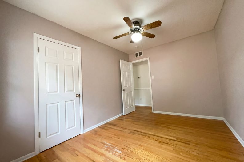 Photo 6 of 16 of 1004 Vesper Ln, Fayetteville, NC