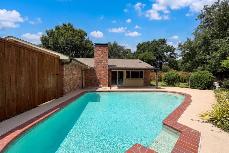 Photo 21 of 28 of 6302 Zanes Ct, Plano, TX