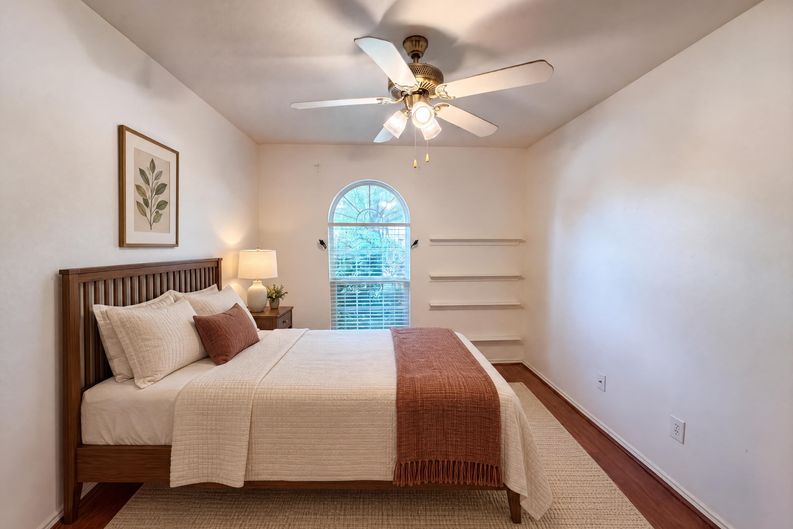 Photo 9 of 17 of 3707 Gowen Ct, Killeen, TX