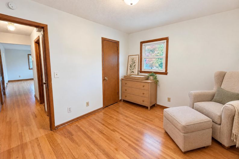 Photo 9 of 20 of 6679 Arthur St NE, Fridley, MN