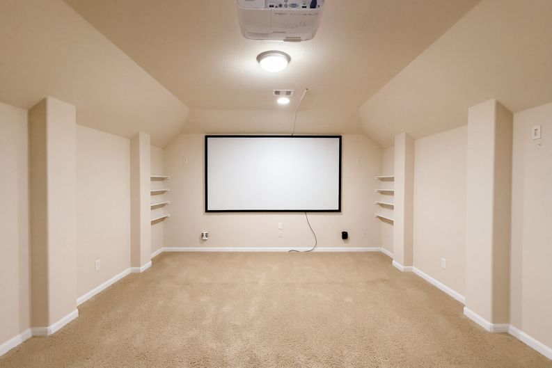 Photo 16 of 40 of 9003 Newcroft Ct, Tomball, TX