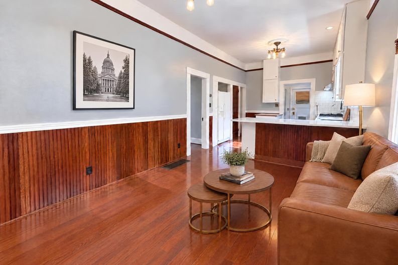 Photo 6 of 37 of 3110 SE 18th Ave, Portland, OR