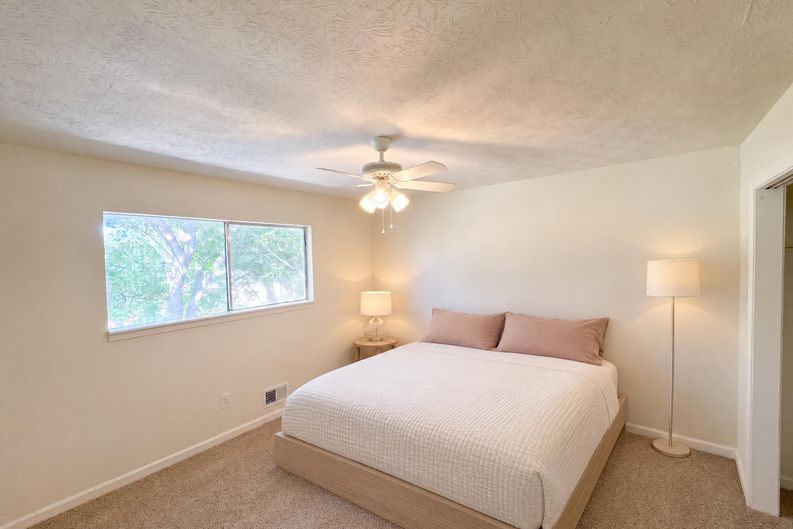 Photo 8 of 20 of 5807 Cobbrook Dr, Ellenwood, GA