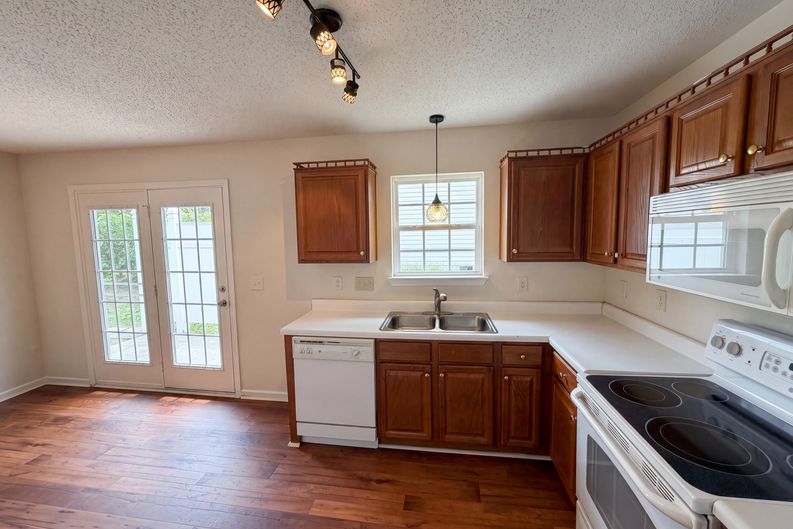 Photo 7 of 18 of 1841 Mission Oaks St, Kannapolis, NC