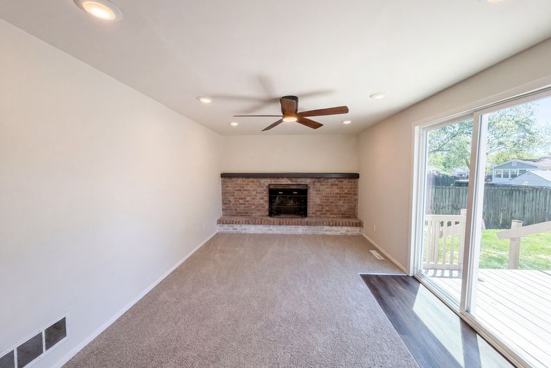 Photo 10 of 27 of 1301 Cinnamon Pl, Galloway, OH