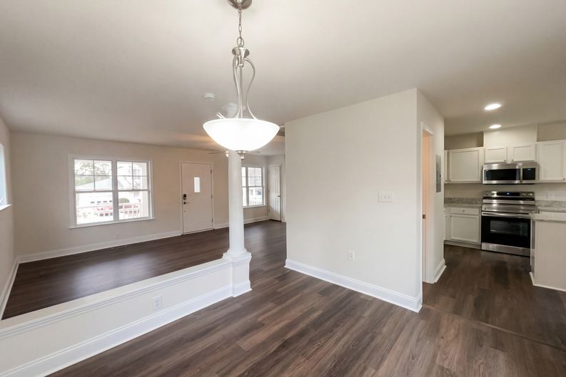 Photo 7 of 17 of 604 Eastway Ave, Durham, NC