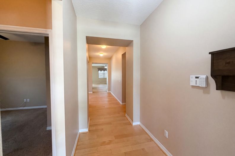 Photo 19 of 27 of 5605 Windsong Oak Dr, Leesburg, FL
