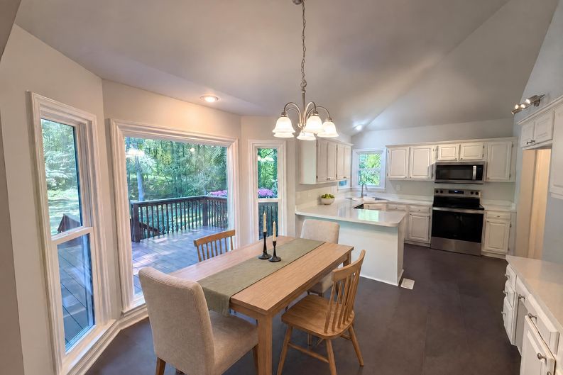 Photo 6 of 18 of 1104 Thoroughbred Pl NW, Concord, NC