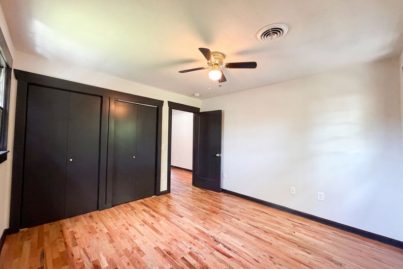 Photo 4 of 20 of 509 Drake Ave, Nashville, TN