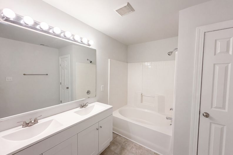 Photo 13 of 17 of 128 Saint Johns St, Knightdale, NC