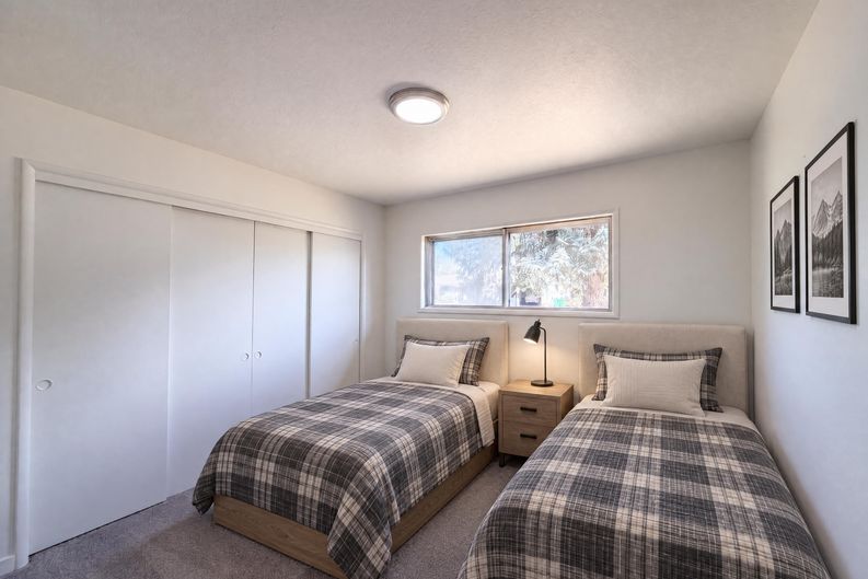 Photo 10 of 21 of 465 SW 139th Ave, Beaverton, OR