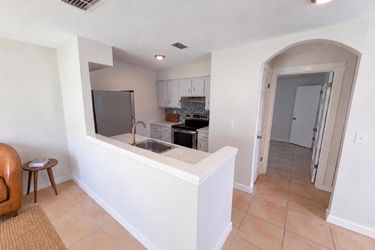 Photo 2 of 20 of 411 Dorchester Sq, Lake Mary, FL