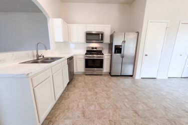 Photo 2 of 23 of 7435 Kennemer Dr, Humble, TX