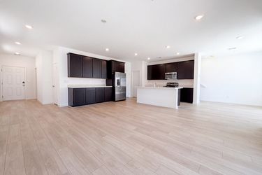 Photo 2 of 19 of 8373 W Rochelle Ave, Las Vegas, NV