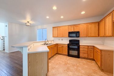 Photo 2 of 21 of 773 NW Forest Creek Dr, Hillsboro, OR
