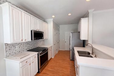 Photo 2 of 17 of 8409 Aztec Dawn Ct, Raleigh, NC