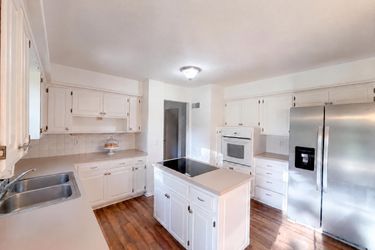 Photo 2 of 19 of 5243 N Lydia Ave, Kansas City, MO