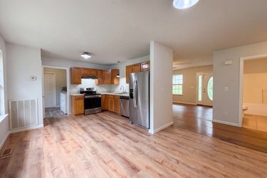 Photo 2 of 18 of 1023 Kaity Brooke Dr, Portland, TN