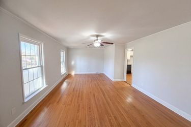 Photo 2 of 21 of 1512 Buckingham Ave, Gastonia, NC
