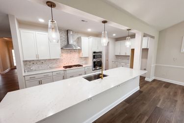 Photo 2 of 36 of 6109 Balham Ct, Charlotte, NC