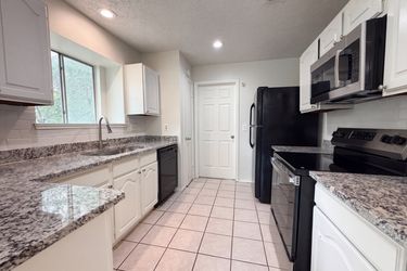 Photo 2 of 17 of 6315 Welles Fawn Cir, San Antonio, TX