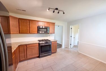 Photo 2 of 21 of 728 Milan Rd E, Charlotte, NC