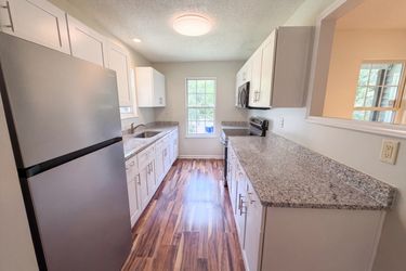 Photo 2 of 17 of 102 Jubilee Dr, Chapel Hill, NC