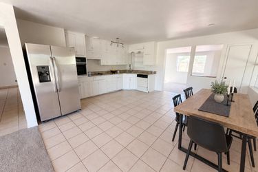 Photo 2 of 18 of 2817 N Walnut Ave, Tucson, AZ