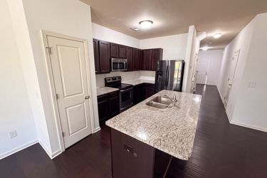 Photo 2 of 21 of 106 Southwind Cir, Newnan, GA