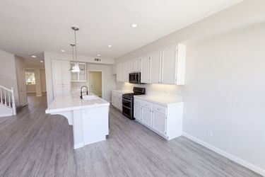 Photo 2 of 33 of 1265 Lavender Ln, Hemet, CA