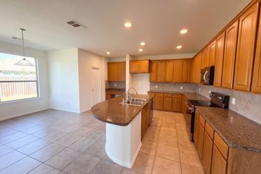 Photo 2 of 32 of 2030 Uvalde Dr, Forney, TX
